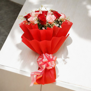 10 Red and pink roses bunch