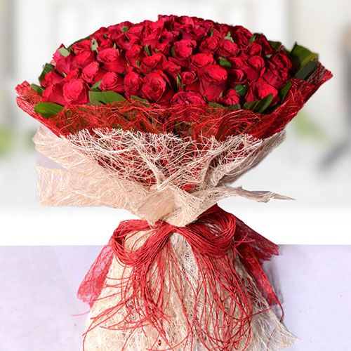 100 Red Roses bouquet