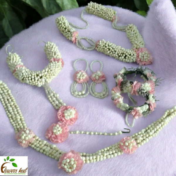 Petal and Pearl Jewellery