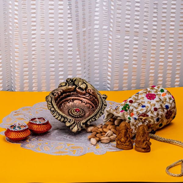 Handcrafted Diya Diwali Hamper