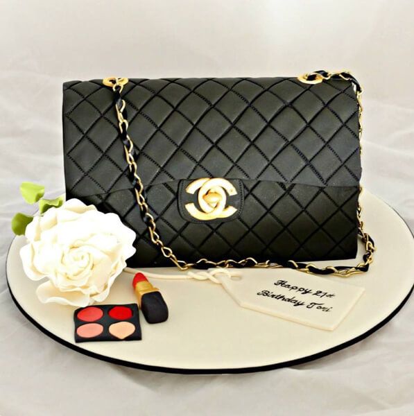 THM018 - Hand Bag Cake | Theme Cake | Cake Delivery in Bhubaneswar – Order  Online Birthday Cakes | Cakes on Hand