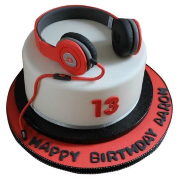 Birthday Headphone DJ Cake