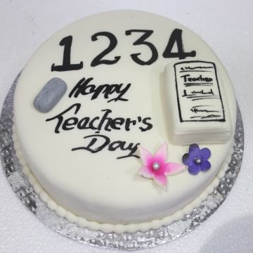 Calcus Teacher Cake