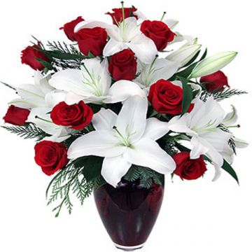 Reddish White Lilies & Roses