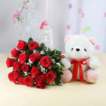 Teddy With Roses