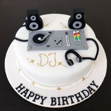 The Birthday DJ Cake